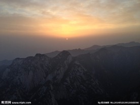 华山东峰
