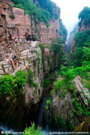 郭亮洞挂壁公路