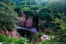 郭亮洞挂壁公路