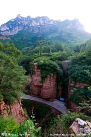 郭亮洞挂壁公路