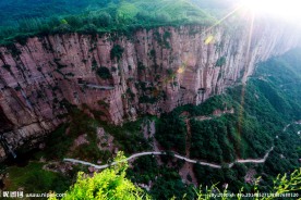 郭亮洞挂壁公路