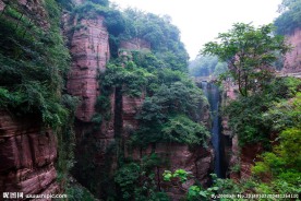 郭亮洞挂壁公路
