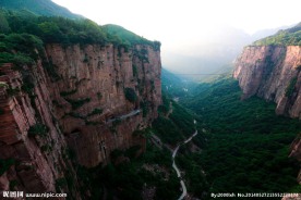 郭亮洞挂壁公路