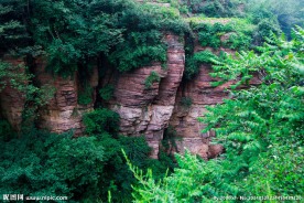 郭亮洞挂壁公路
