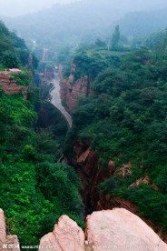 郭亮洞挂壁公路