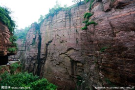 郭亮洞挂壁公路