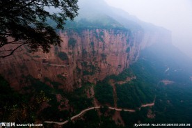 郭亮洞挂壁公路