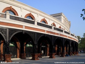 民园休闲广场外围餐厅
