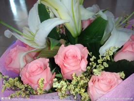 玫瑰百合花束