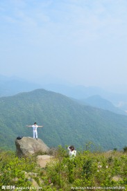 山顶上留影