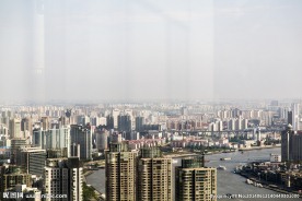 黄浦江两岸