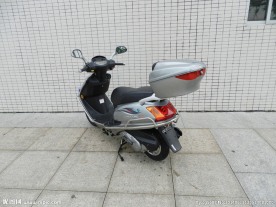 摩托车HJ100T-7C灰色