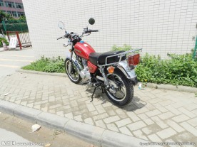摩托车HJ125-8C红色