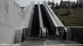 电梯