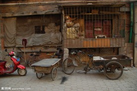 三轮车