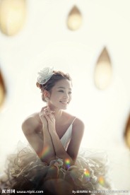 个性婚纱照 婚纱照