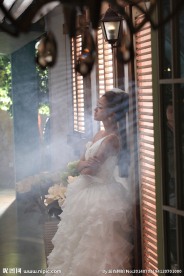 个性婚纱照 婚纱照