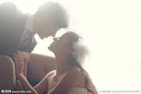 个性婚纱照 婚纱照