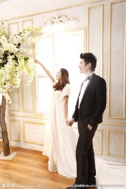 个性婚纱照 婚纱照