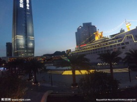 海上世界夜景