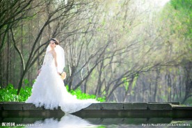 婚纱美女