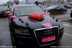 心形玫瑰百合车头花