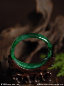 高端翡翠手镯 高端翡