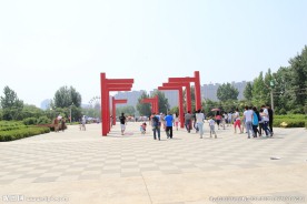 包头乐园大门