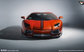 红色兰博基尼 LP740