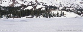 白雪皑皑