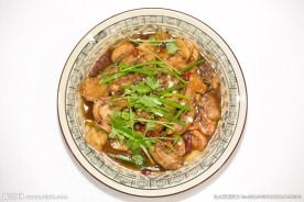 土鸡煲