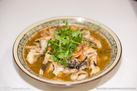 黑鱼煲