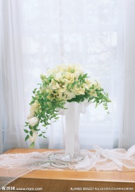 鲜花装饰插花