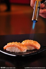 寿司文火三文鱼手握