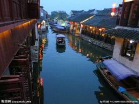水乡夜景