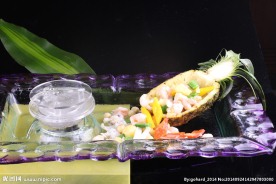菠萝海鲜船