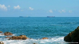 海洋风光 海上油轮
