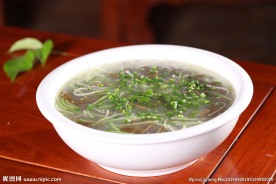 莼菜丝瓜羹