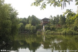 湖水
