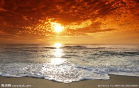 海滩夕阳