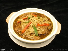 金针牛肉煲