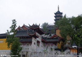 南京鸡鸣寺 玄武湖