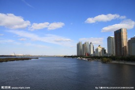 松花江畔风景