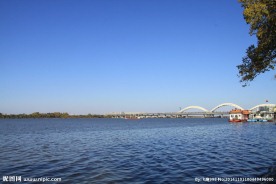 松花江畔风景