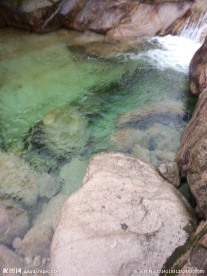 石头流水