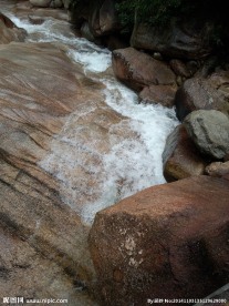 石头流水