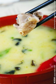 云耳山药炖老鸭