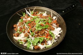 铁锅羊肉