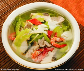 凉瓜海鲜汤