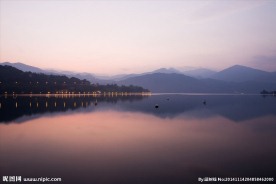 远山 湖泊
